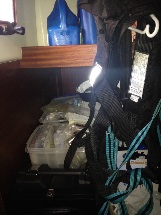 Snabb inblick i akterstuven… utrustad som en bättre marinverkstad