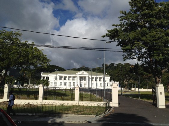 Härifrån styrs det lilla landet Dominica