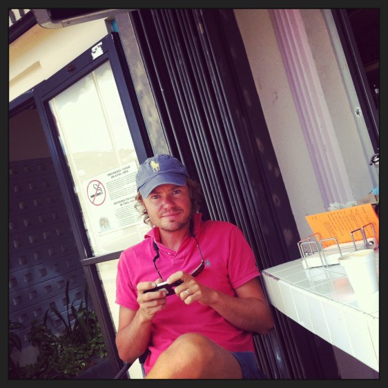 Erik pustar ut med kaffe och lite wifi